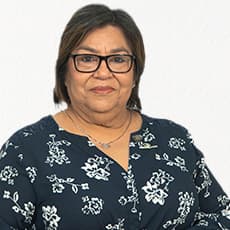 LUCY GUITIAN