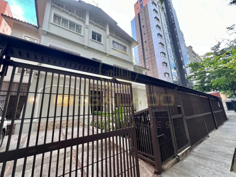 Apartamento El Rosal Avenida Sorocaima Calle Carabobo Caracas