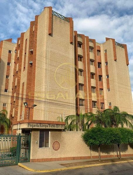 Zona Este Apartamento Edificio Toki Eder Avenida 2A - 2