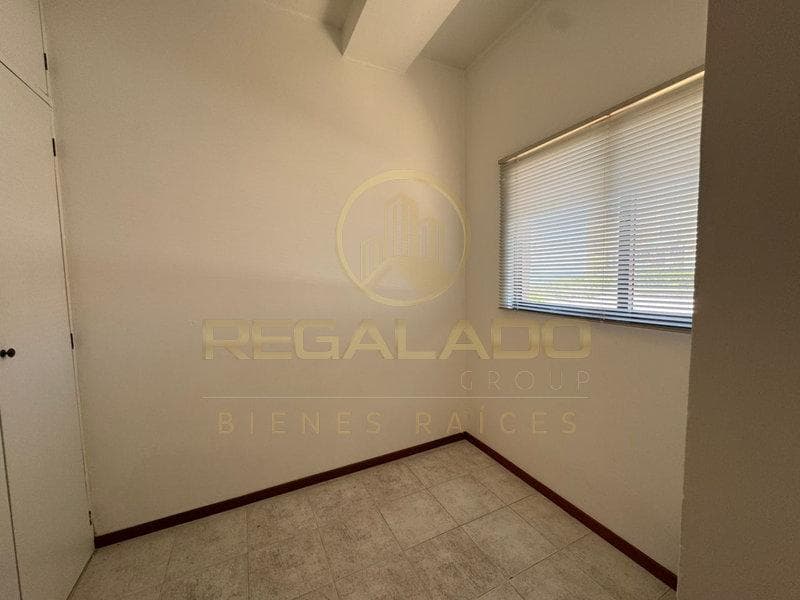 Zona Este Apartamento Edificio Toki Eder Avenida 2A - 5